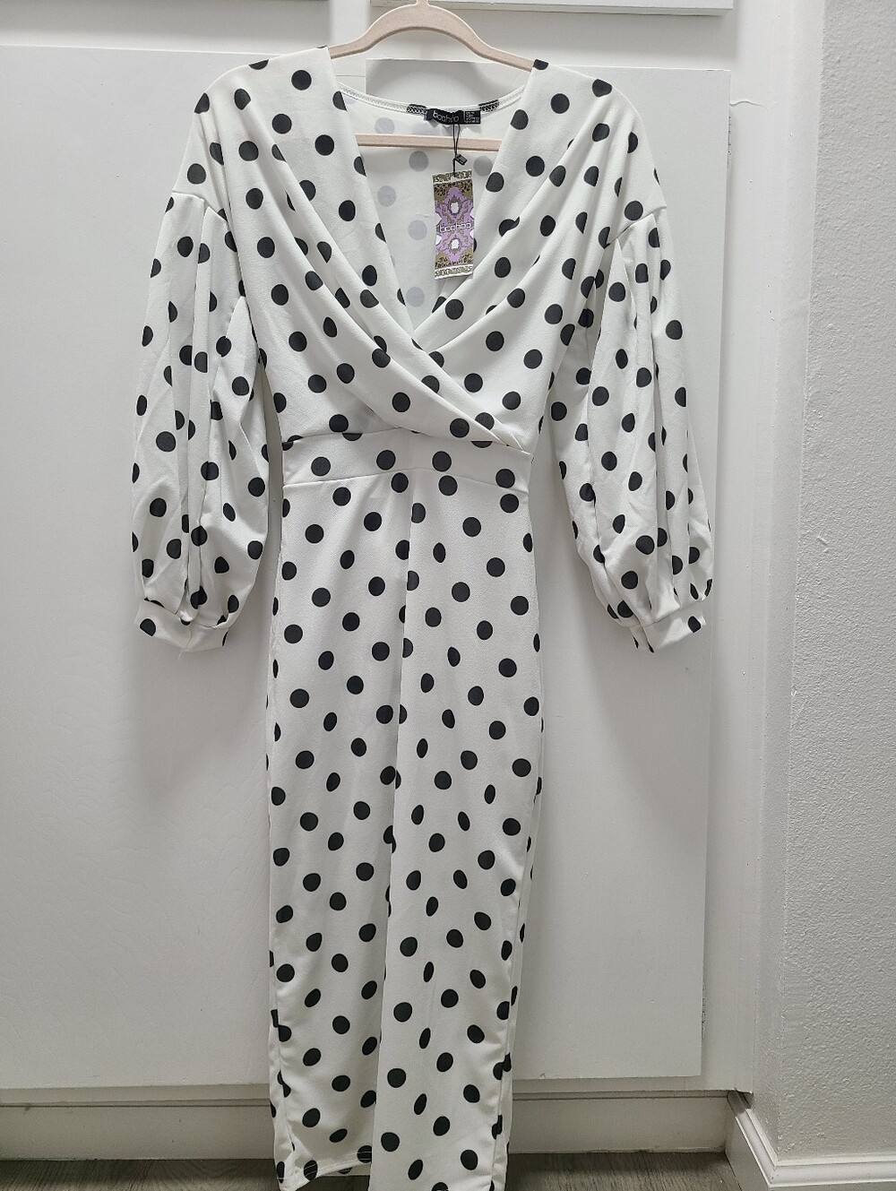 NWT Boohoo Polka Dot Plunge Balloon Sleeve Midi Dress White Black UK 10 US 6